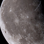 Der Mond mit dem seestar als Videostack mit Astrastack unter Linux verarbeitet.